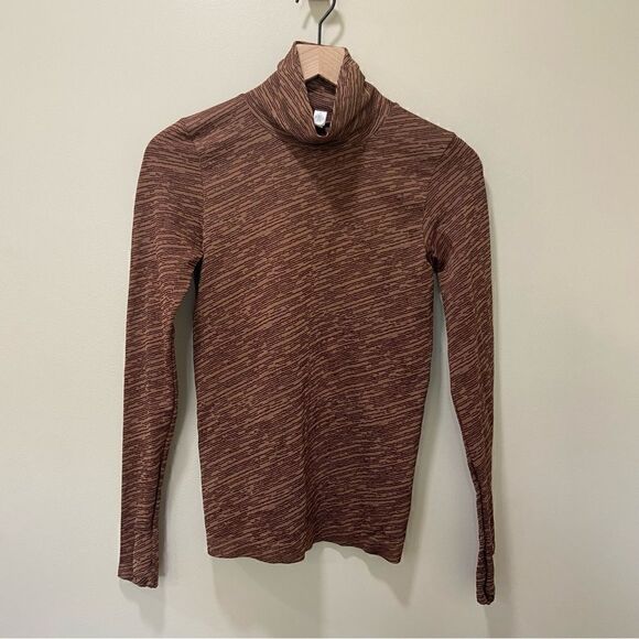 Athleta Flurry Seamless Turtleneck sz S - Picture 3 of 8